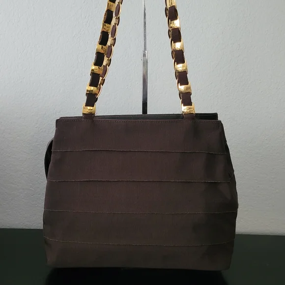 Salvatore Ferragamo Vintage Gancini Vara Chain Shoulder Bag - Picture 2 of 14